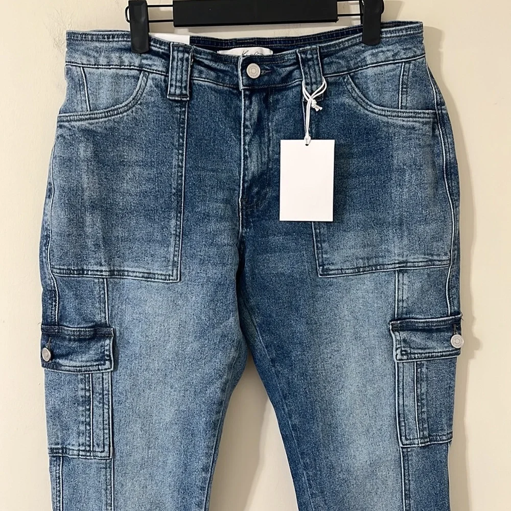 NWT Kancan Avery Straight Leg High Rise Cargo Jeans Dark Wash Size 29 - Picture 3 of 12